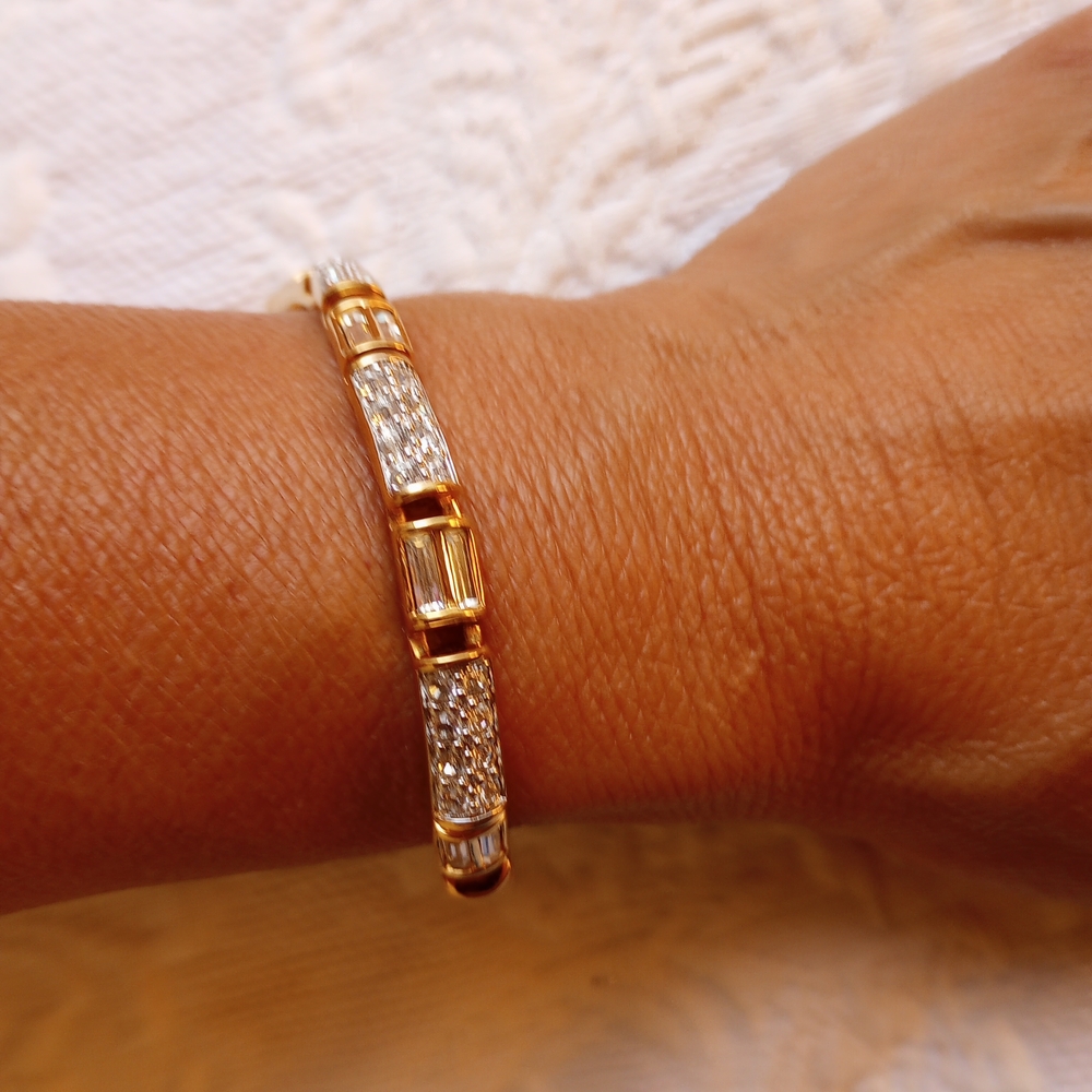 Gold Crystal Pavé & Baguette Bracelet - Classic Gold Finish